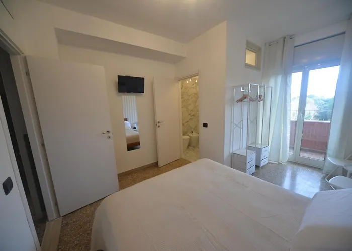 Tiburtina - Datti's Apartment
