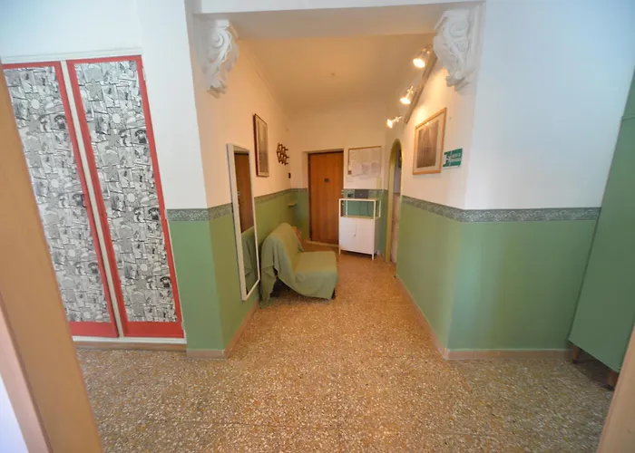 Tiburtina - Datti's Apartment Rom